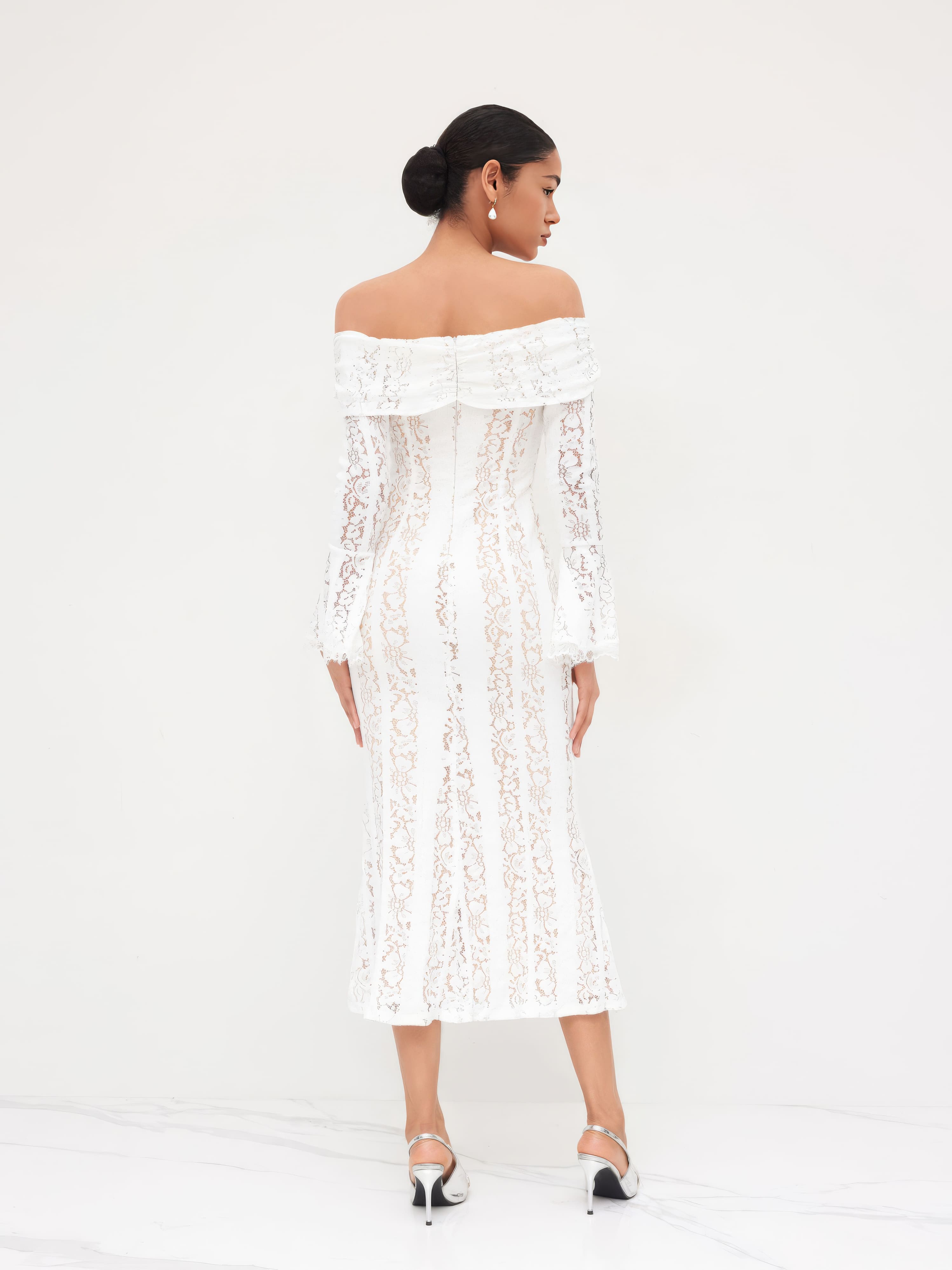 Eve - Lace Maxi Dress - Inaya